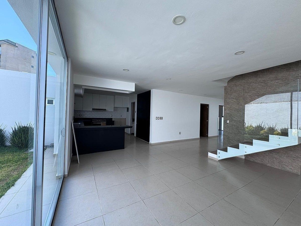 Casa en condominio en Juriquilla la Condesa, Querétaro, foto 4 de 43