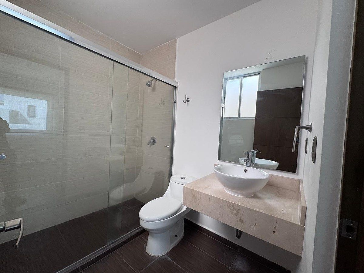 Casa en condominio en Juriquilla la Condesa, Querétaro, foto 32 de 43