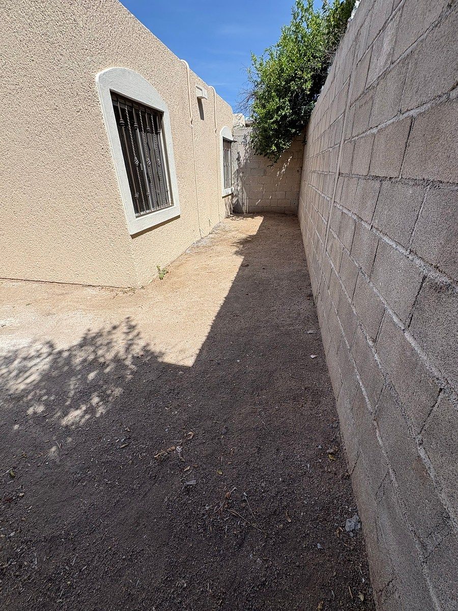 Patio trasero, photo 19 of 19