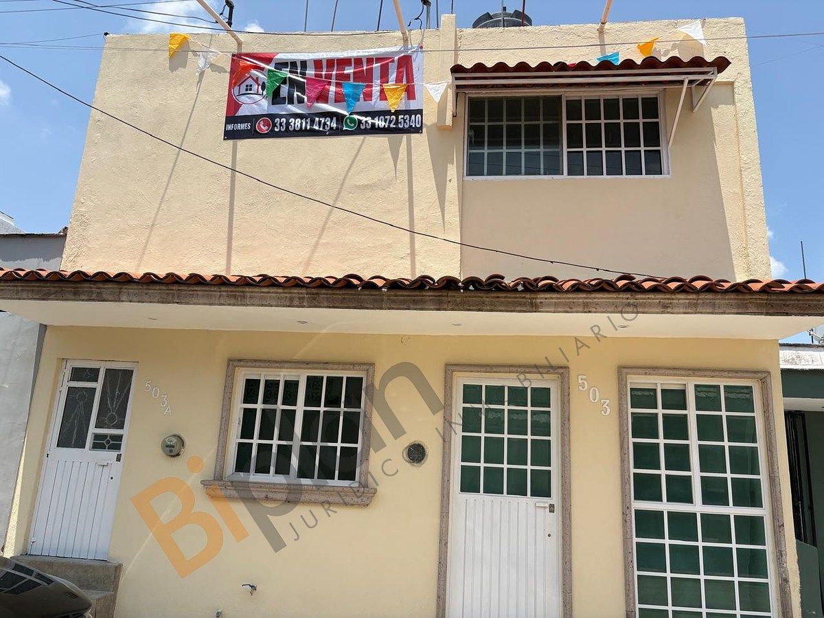 DUPLEX HOUSE FOR SALE IN FRACC. NIÑOS HÉROES, TLAQUEPAQUE!, photo 1 of 28