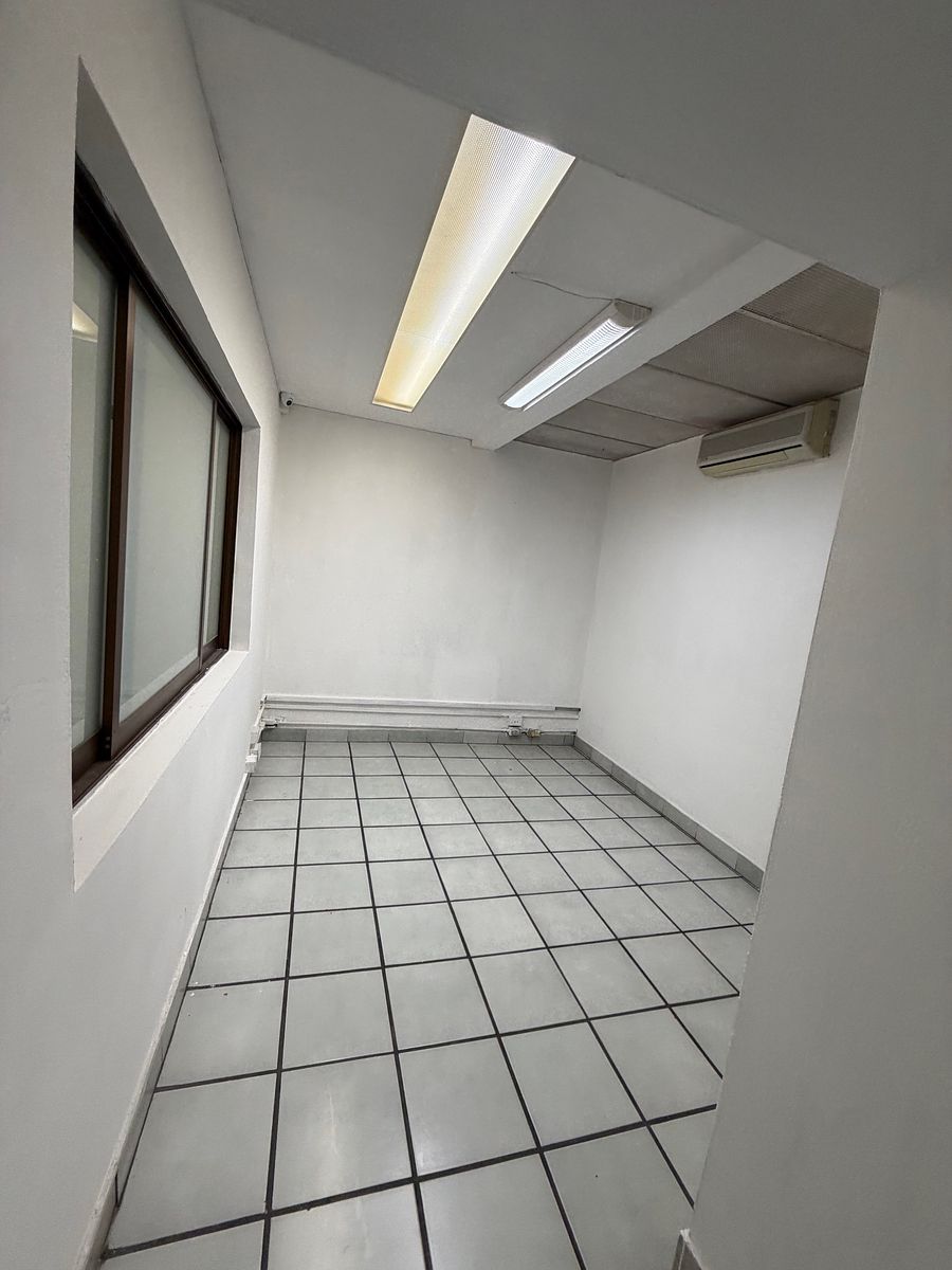 Bodega comercial en Moderna, Guadalajara, foto 6 de 23