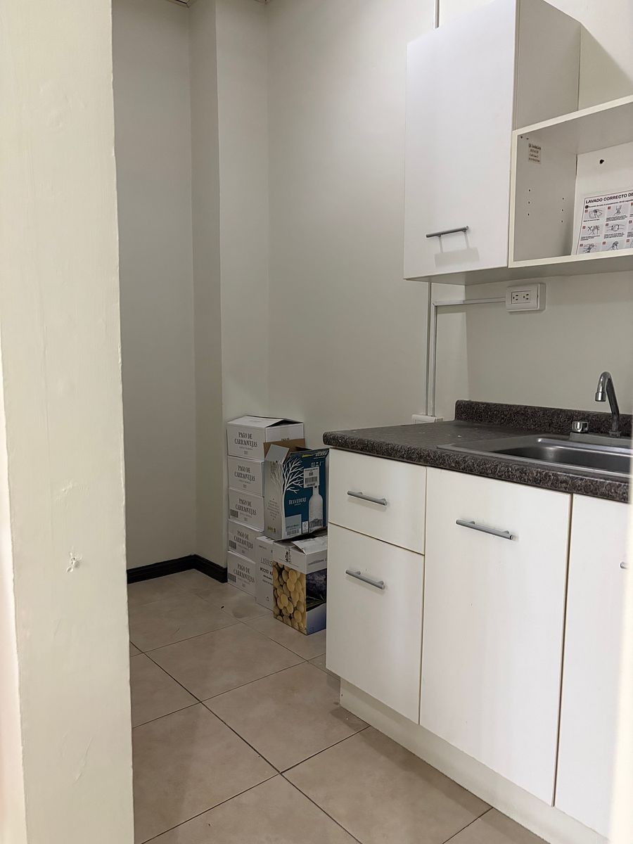 Local comercial en Santa Engracia, San Pedro Garza García, foto 7 de 8