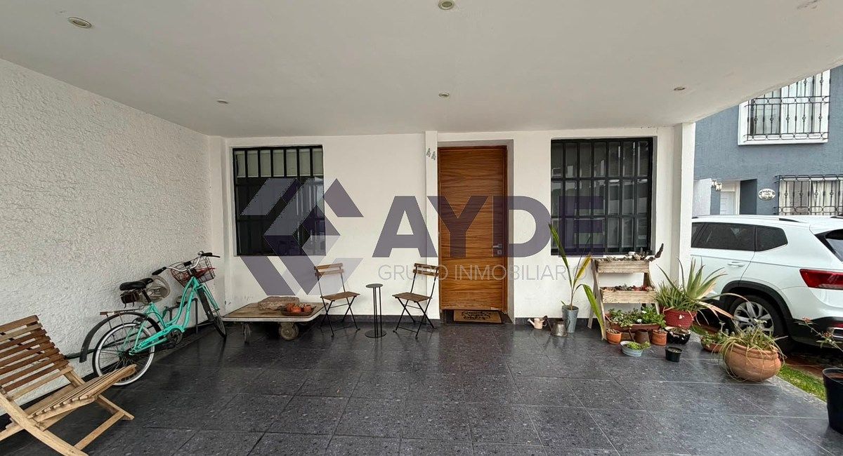 Casa en Jardines del Country, Guadalajara, foto 3 de 28