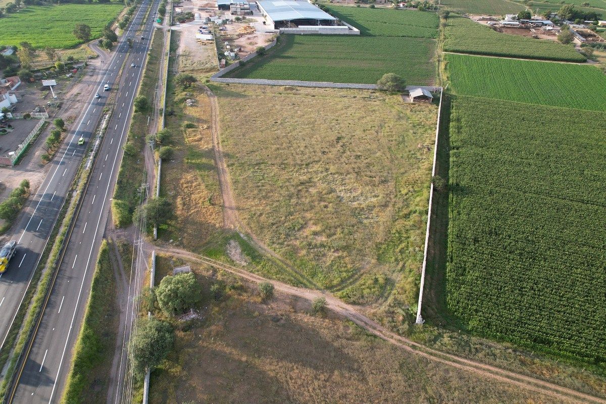 Lot in Cosmos, Pabellón de Arteaga, photo 9 of 18