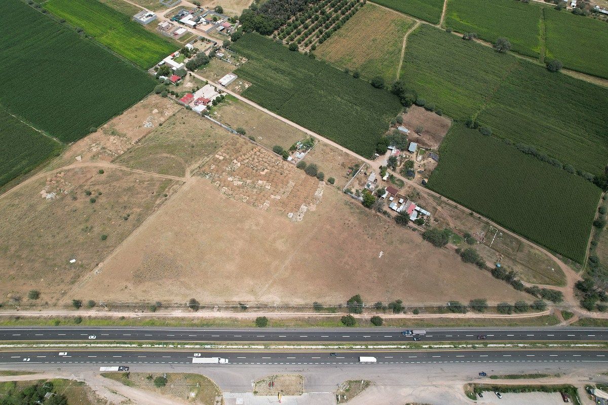 TERRENO INDUSTRIAL À VENDA | ESTRADA 45 NORTE, foto 1 de 2