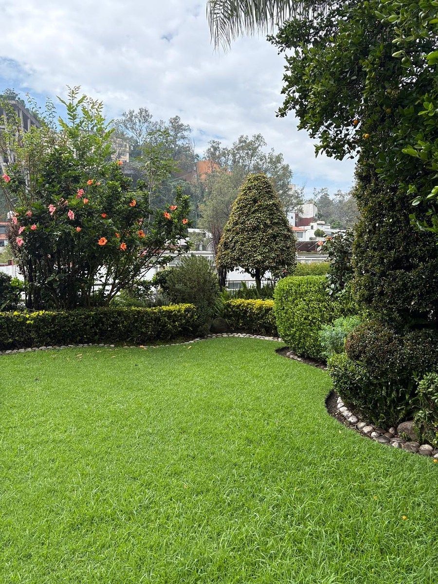 Casa en condominio en Lomas de Tecamachalco Sección Bosques I y II, Huixquilucan, foto 30 de 33