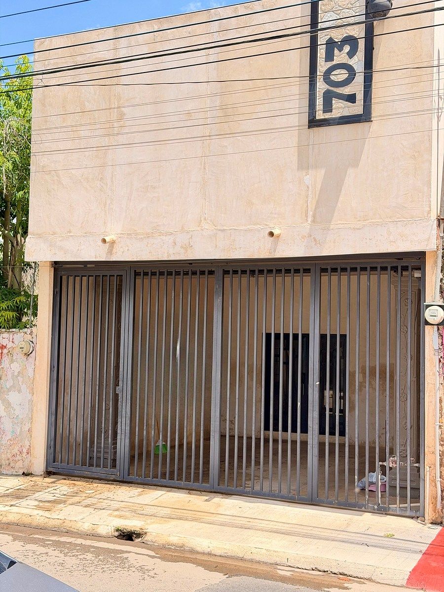 EN VENTA CASA AMUEBLADA Y REMODELADA DE 1 PISO EN EL CENTRO DE MÉRIDA, foto 1 de 23