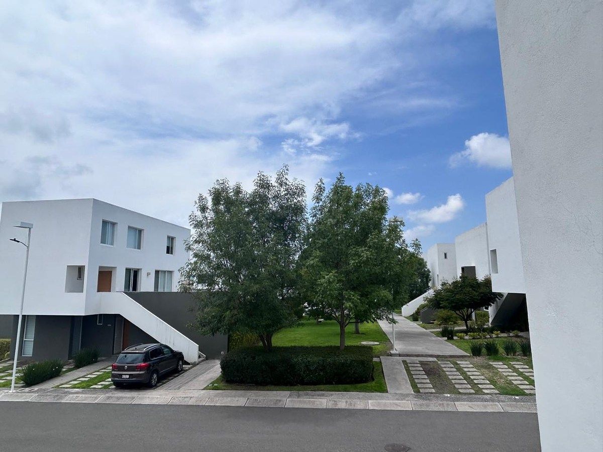 Duplex no andar superior    Três Desejos, foto 1 de 20