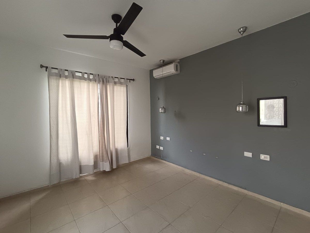 Casa en Gran Santa Fe, Mérida, foto 6 de 24