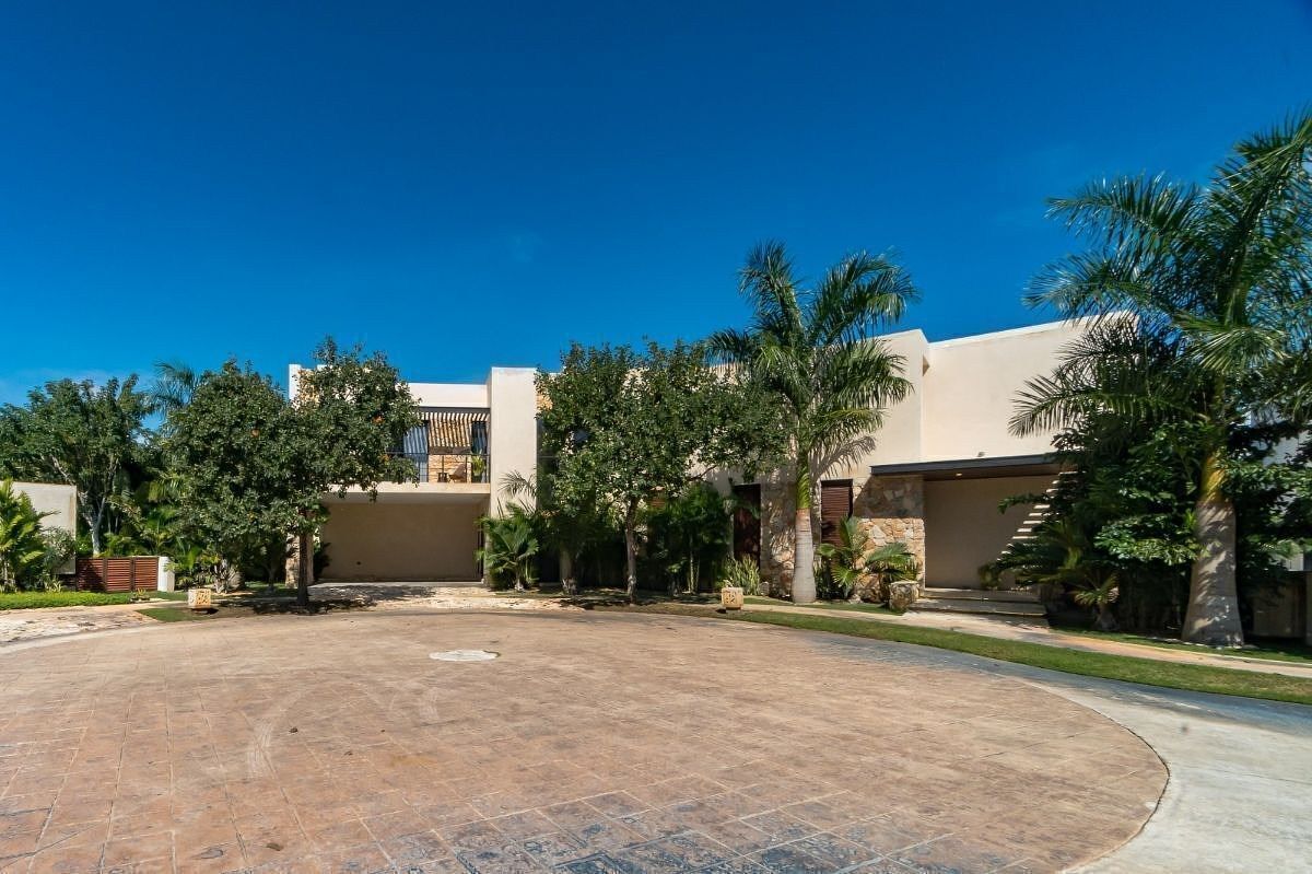 Casa en condominio en Yucatán Country Club, Mérida, foto 2 de 41