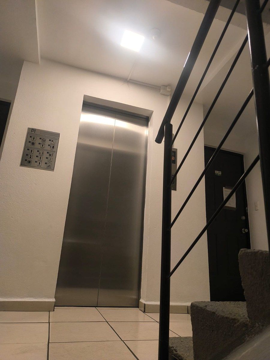Apartment in Popular Rastro, Venustiano Carranza, photo 2 of 14