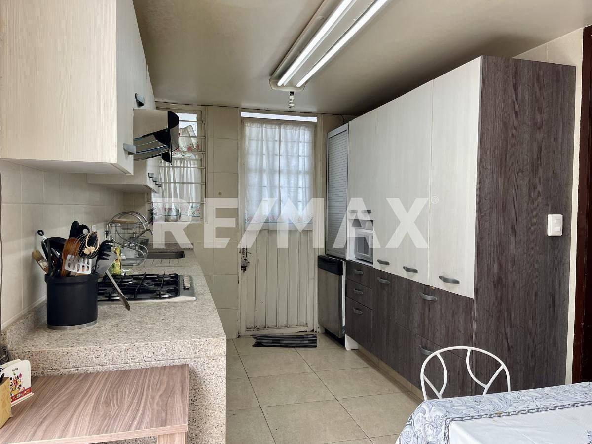 House in Lomas de Valle Dorado, Tlalnepantla de Baz, photo 3 of 27