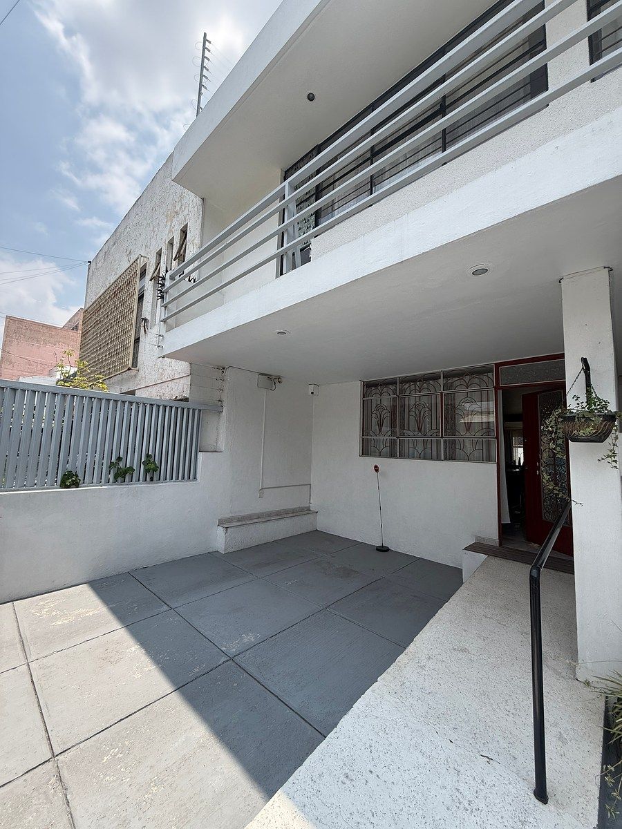 Casa en venta en Col. Arcos Vallarta, foto 1 de 12