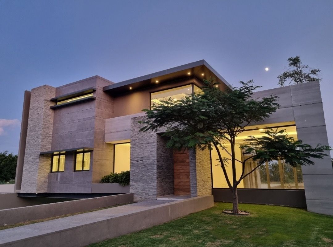 Hermosa Casa en Club con campo de Golf Santa Sofia, foto 1 de 33