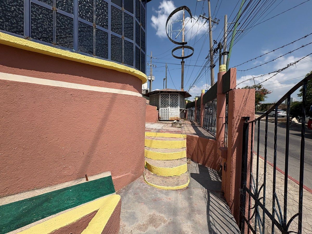 Local comercial en La Gloria, Tuxtla Gutiérrez, foto 47 de 48