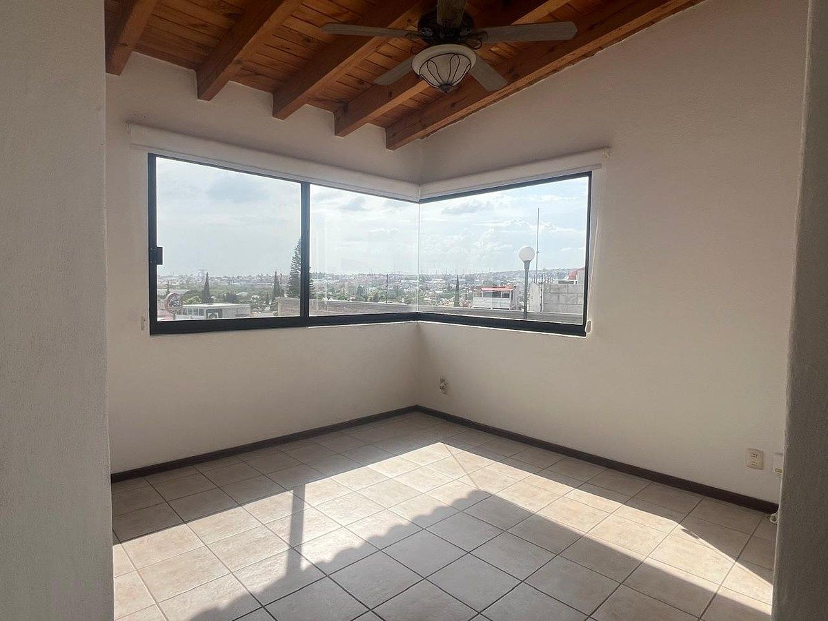 Casa em Arboledas del Parque, Querétaro, foto 12 de 18