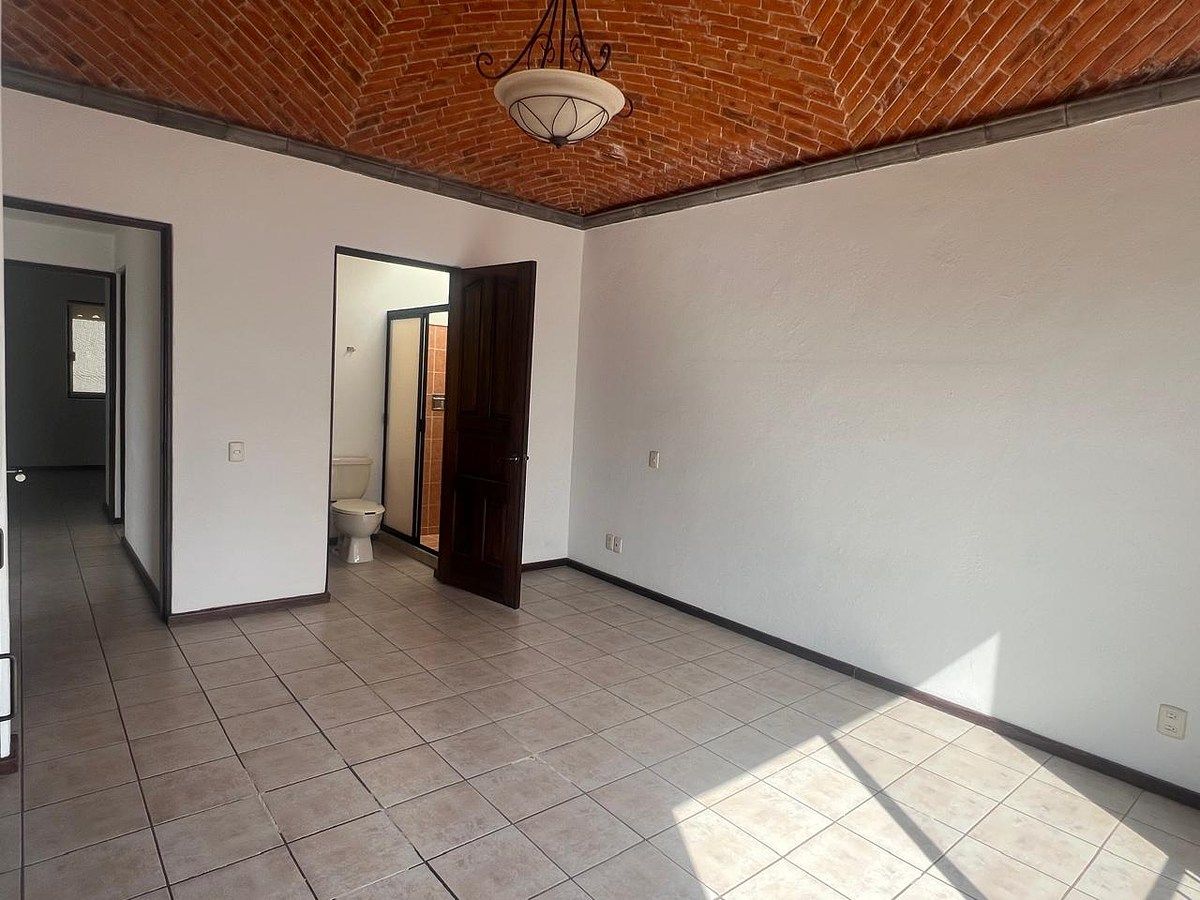 Casa em Arboledas del Parque, Querétaro, foto 15 de 18