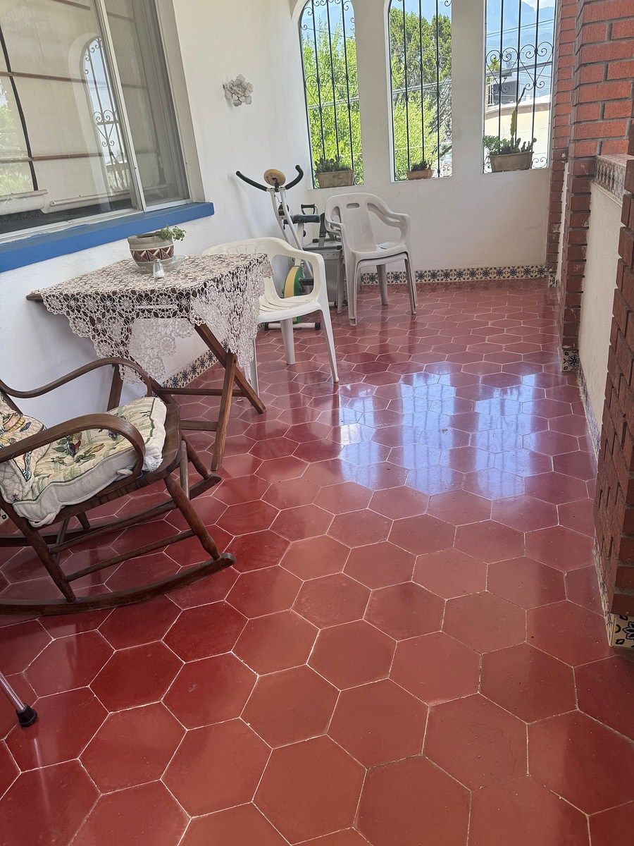 Casa em Contry la Silla, Guadalupe, foto 14 de 17