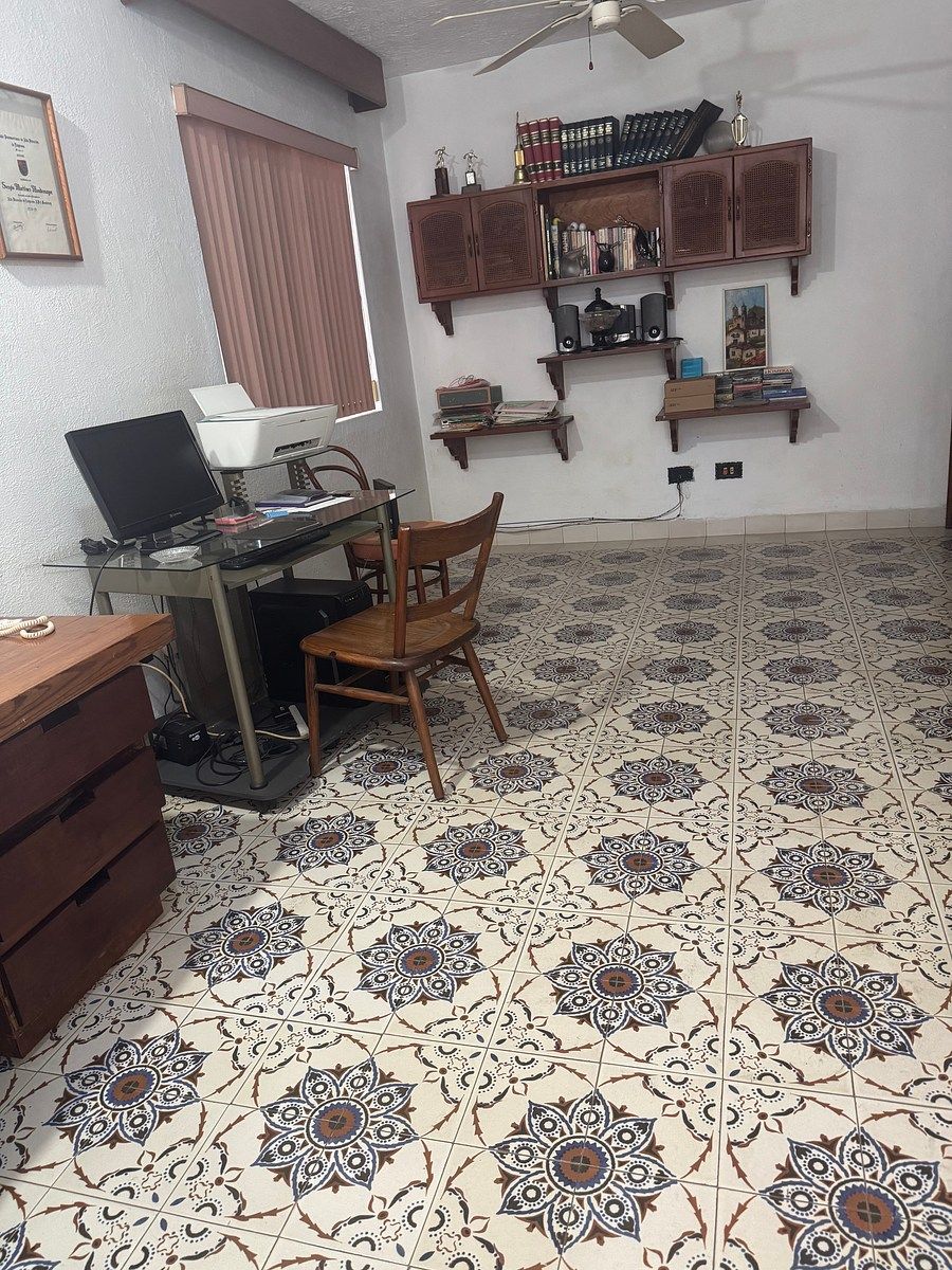 Casa em Contry la Silla, Guadalupe, foto 16 de 17