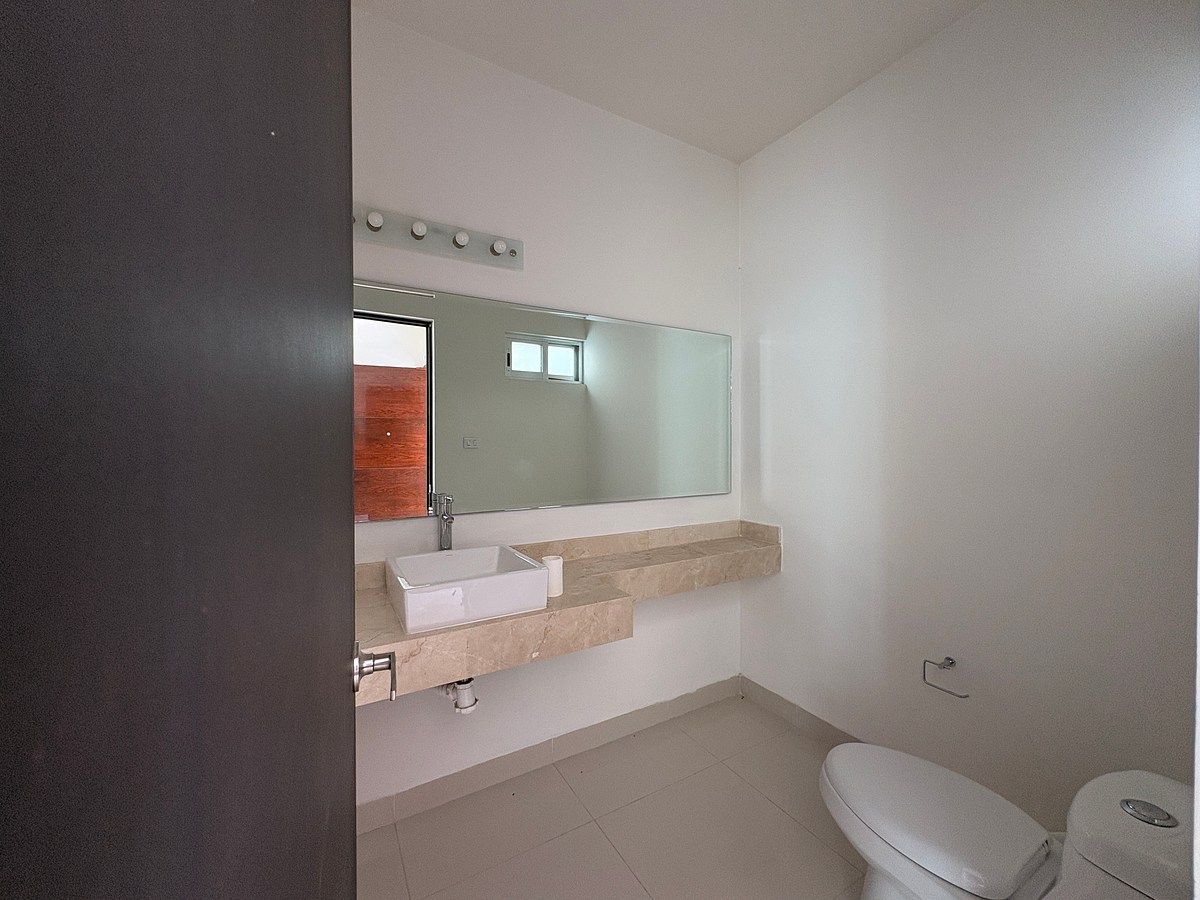 Casa en condominio en Lomas de Juriquilla, Querétaro, foto 5 de 28