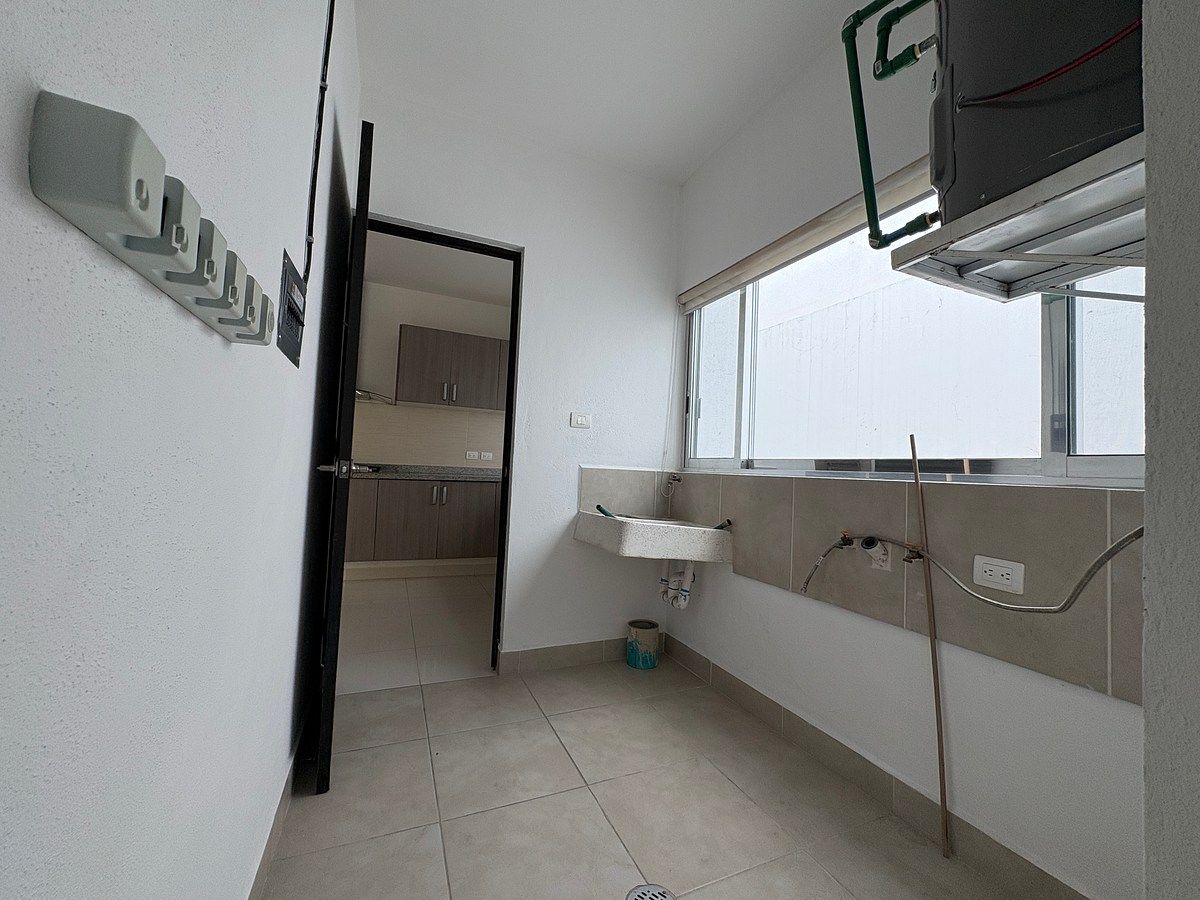 Casa en condominio en Lomas de Juriquilla, Querétaro, foto 13 de 28