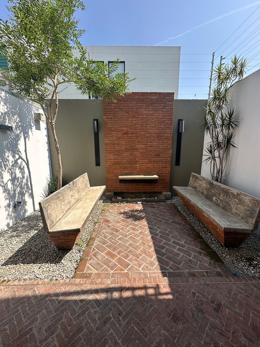 Casa em condomínio fechado em El Alcázar (Casa Fuerte), Tlajomulco de Zúñiga, foto 4 de 24