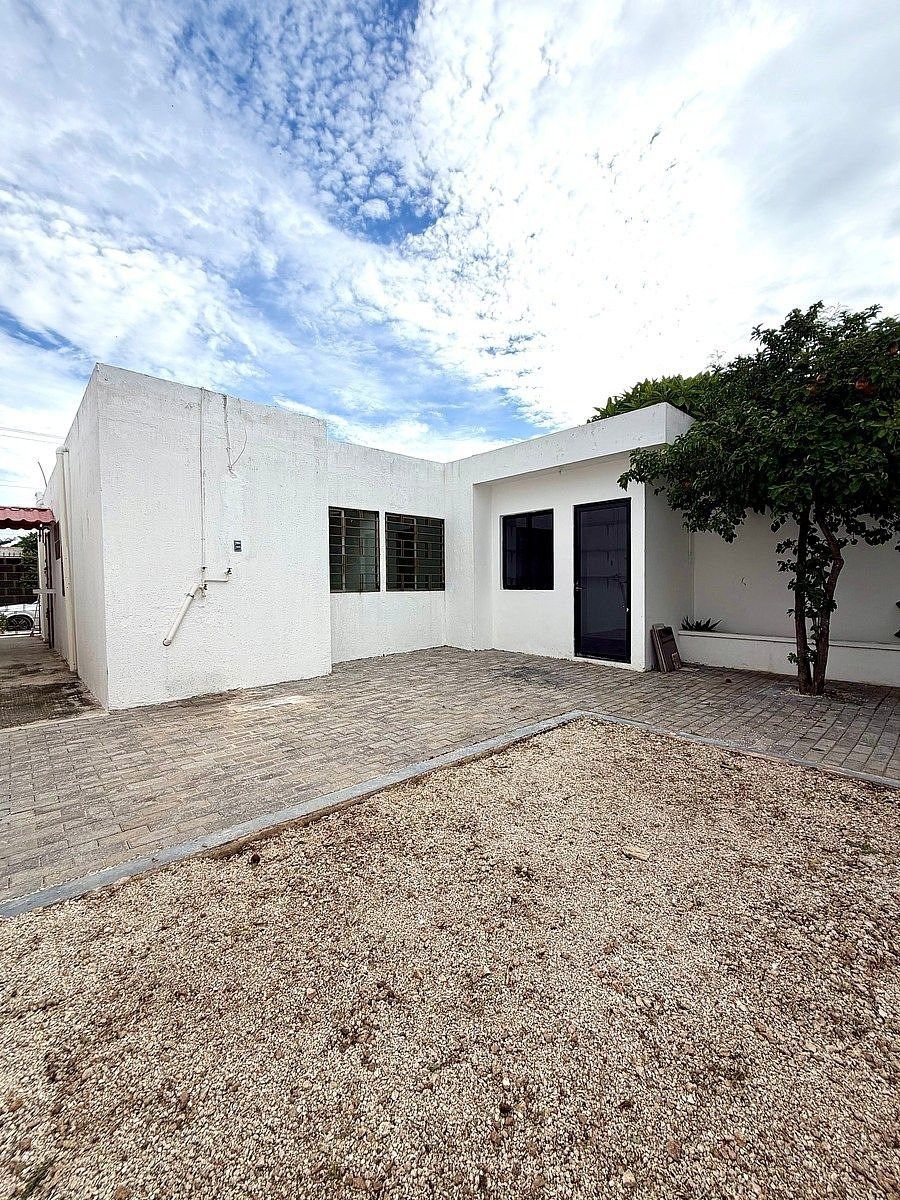 Casa de Um Andar à Venda em Las Américas II, foto 1 de 15