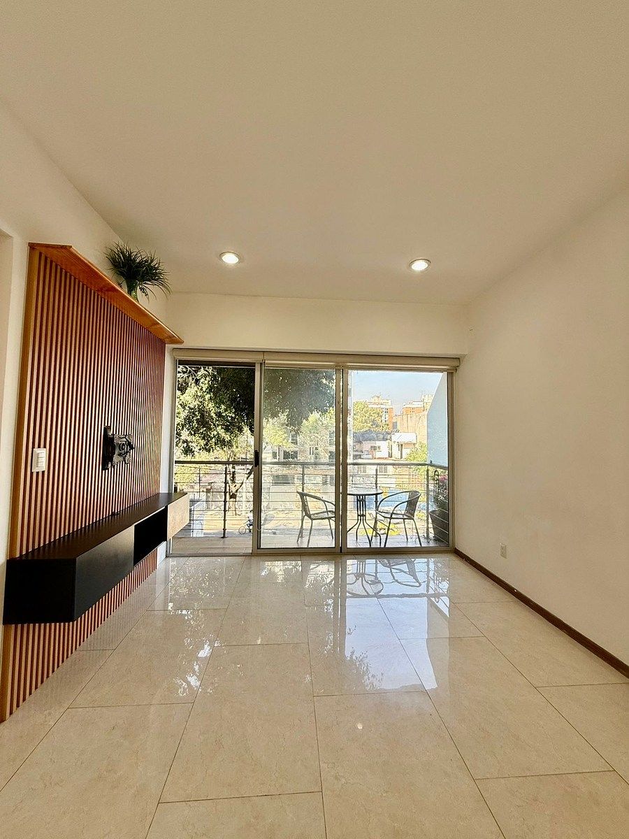 Apartamento à venda na Grand Tower del Valle, foto 1 de 12