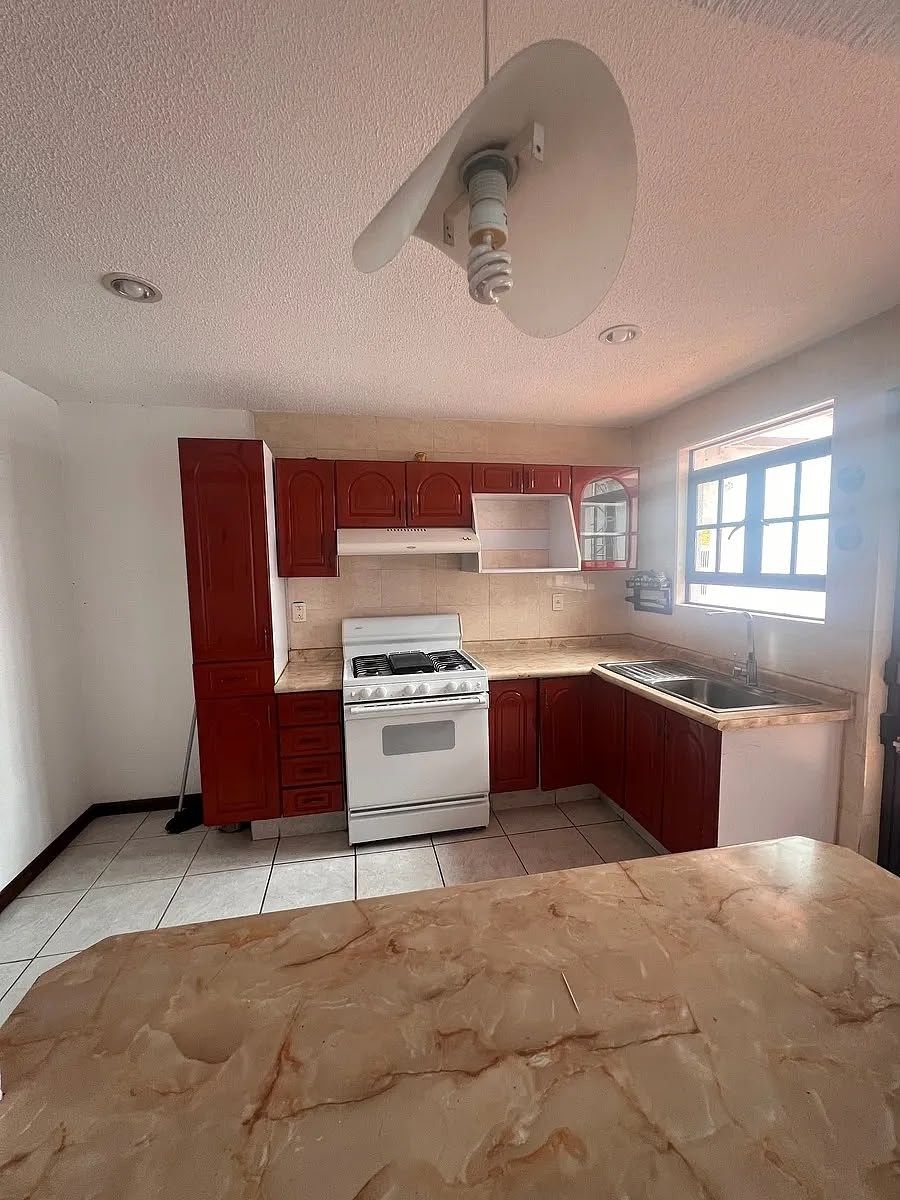 Casa em condomínio fechado em Villas de Lancaster, Morelia, foto 2 de 16