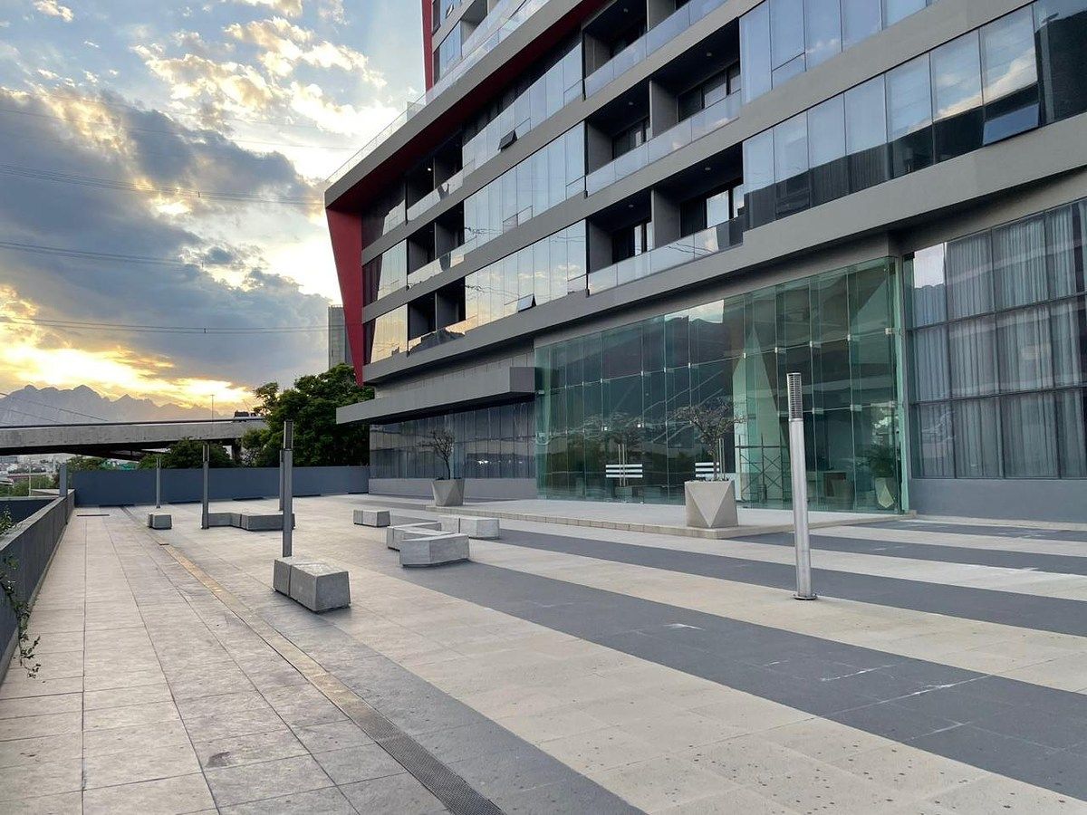 APARTAMENTO PARA ALUGUEL TORRE NA ZONA SAN JERÓNIMO, foto 1 de 49