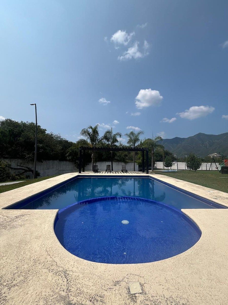 House in El Yerbaniz, Santiago, photo 10 of 15