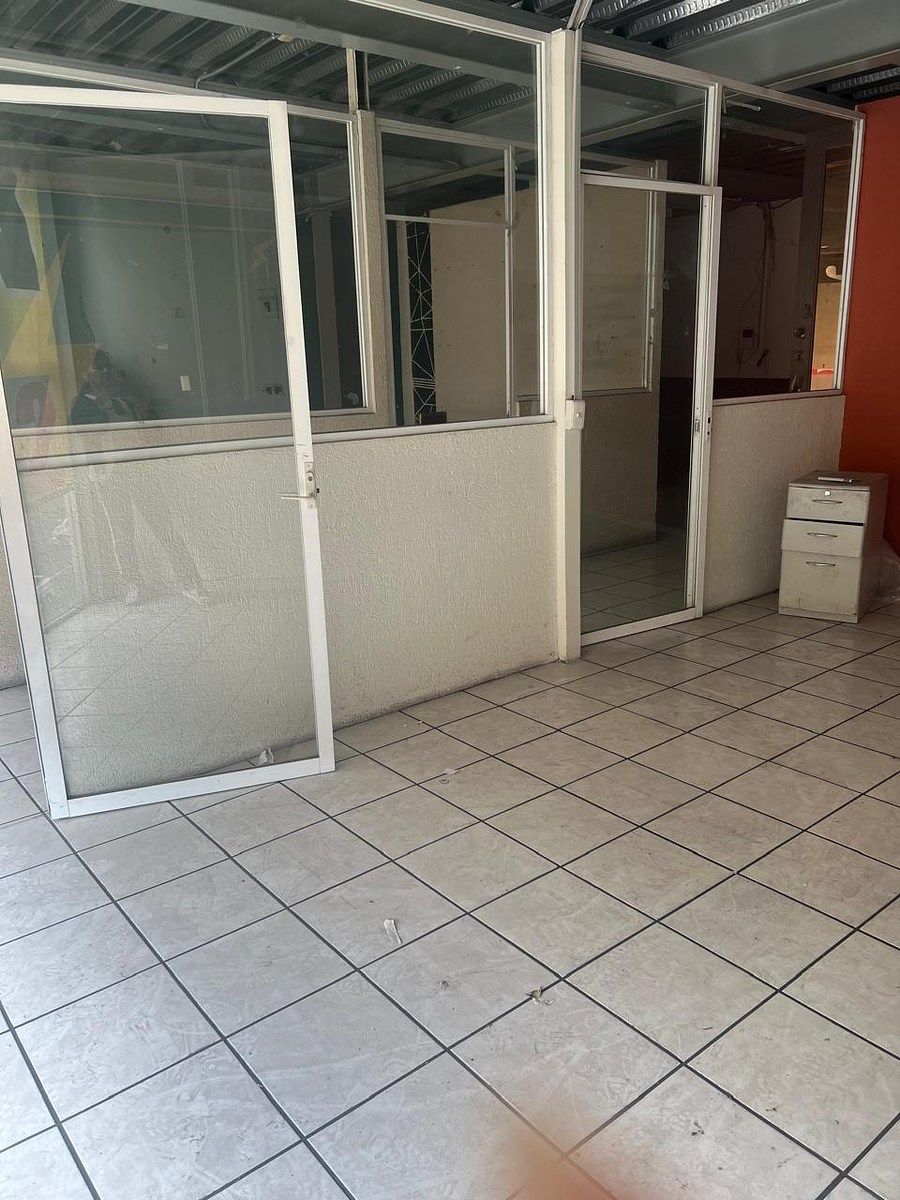 Local comercial en Viveros de La Loma, Tlalnepantla de Baz, foto 4 de 21