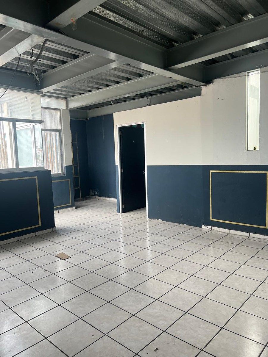 Local comercial en Viveros de La Loma, Tlalnepantla de Baz, foto 9 de 21