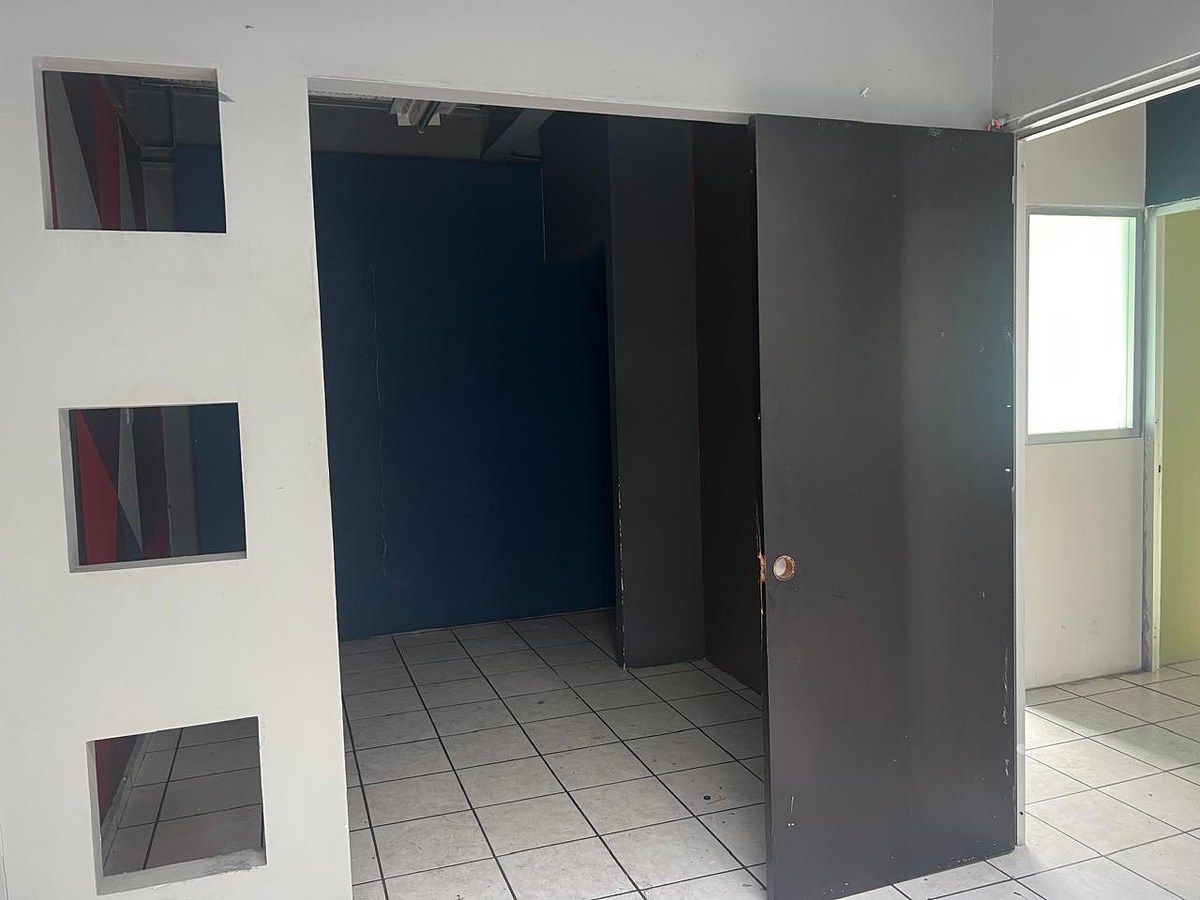 Local comercial en Viveros de La Loma, Tlalnepantla de Baz, foto 13 de 21