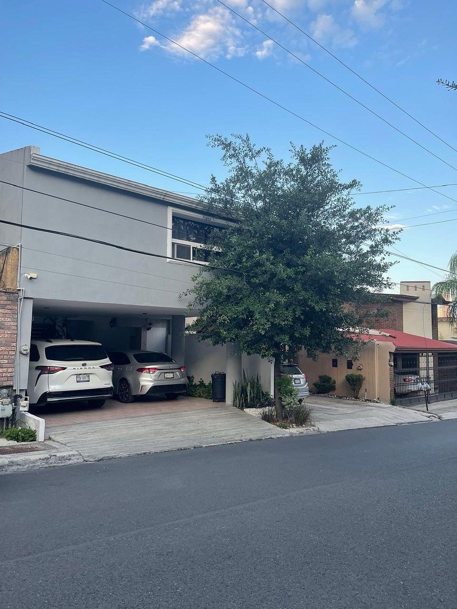 HOUSE FOR SALE IN SAN JERONIMO/MONTERREY, photo 1 of 17