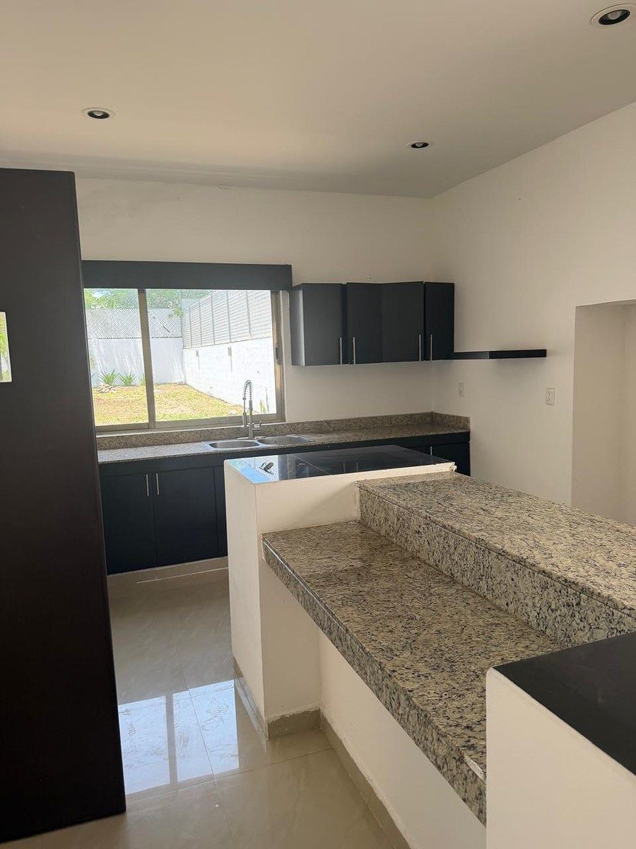 Casa en Conkal, Conkal, foto 3 de 11