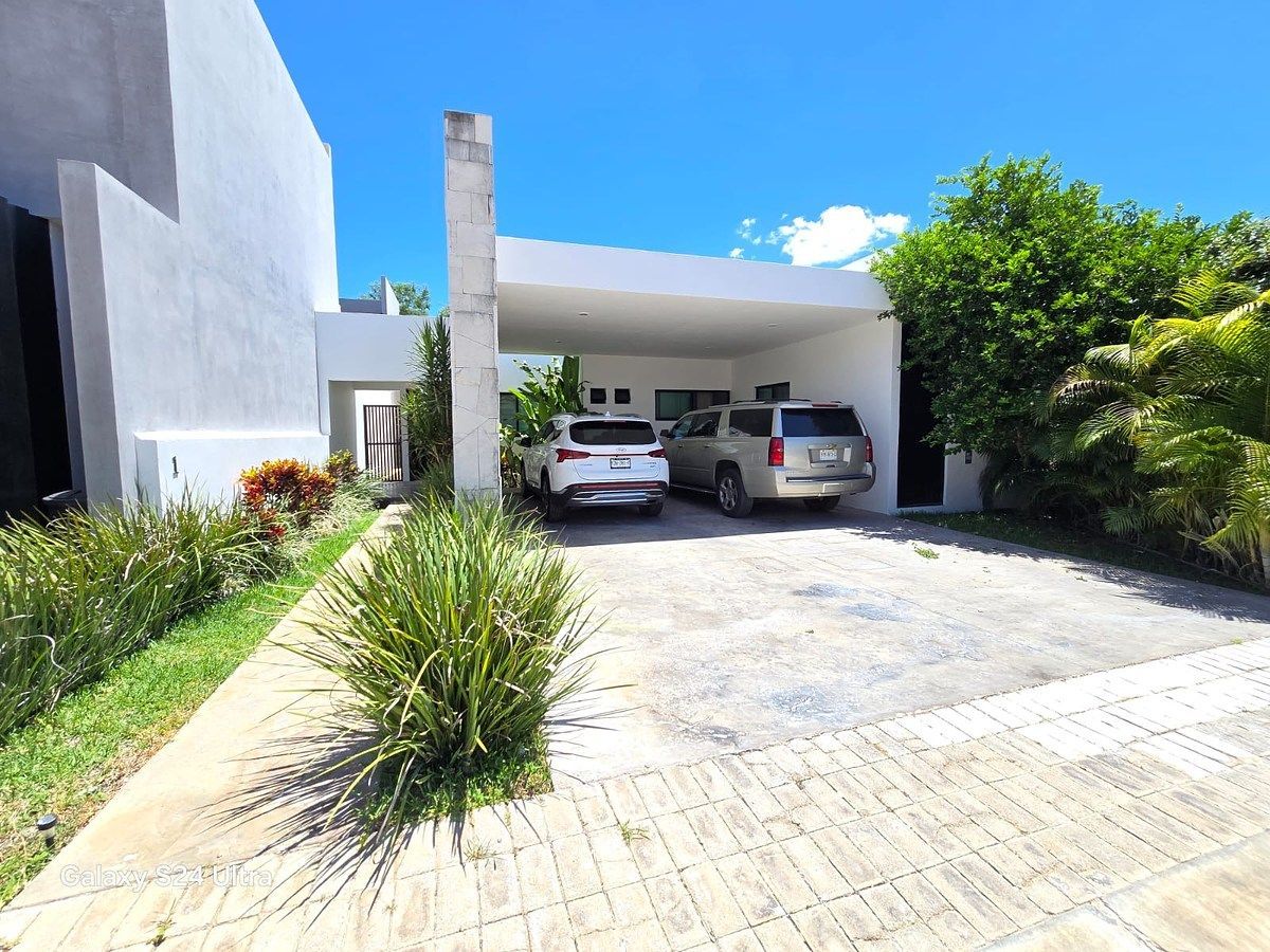 RESIDÊNCIA EM PRIVADA À VENDA TEMOZON NORTE, foto 1 de 27