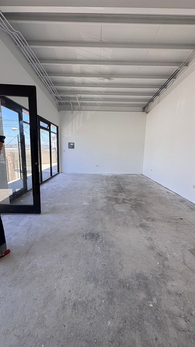 # LOCAL COMERCIAL EN RENTA EN LOS OLIVOS, foto 1 de 7