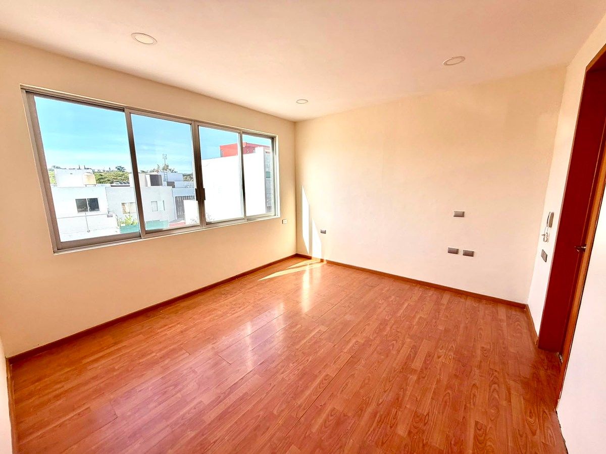 Casa em Valle Imperial, Zapopan, foto 15 de 22