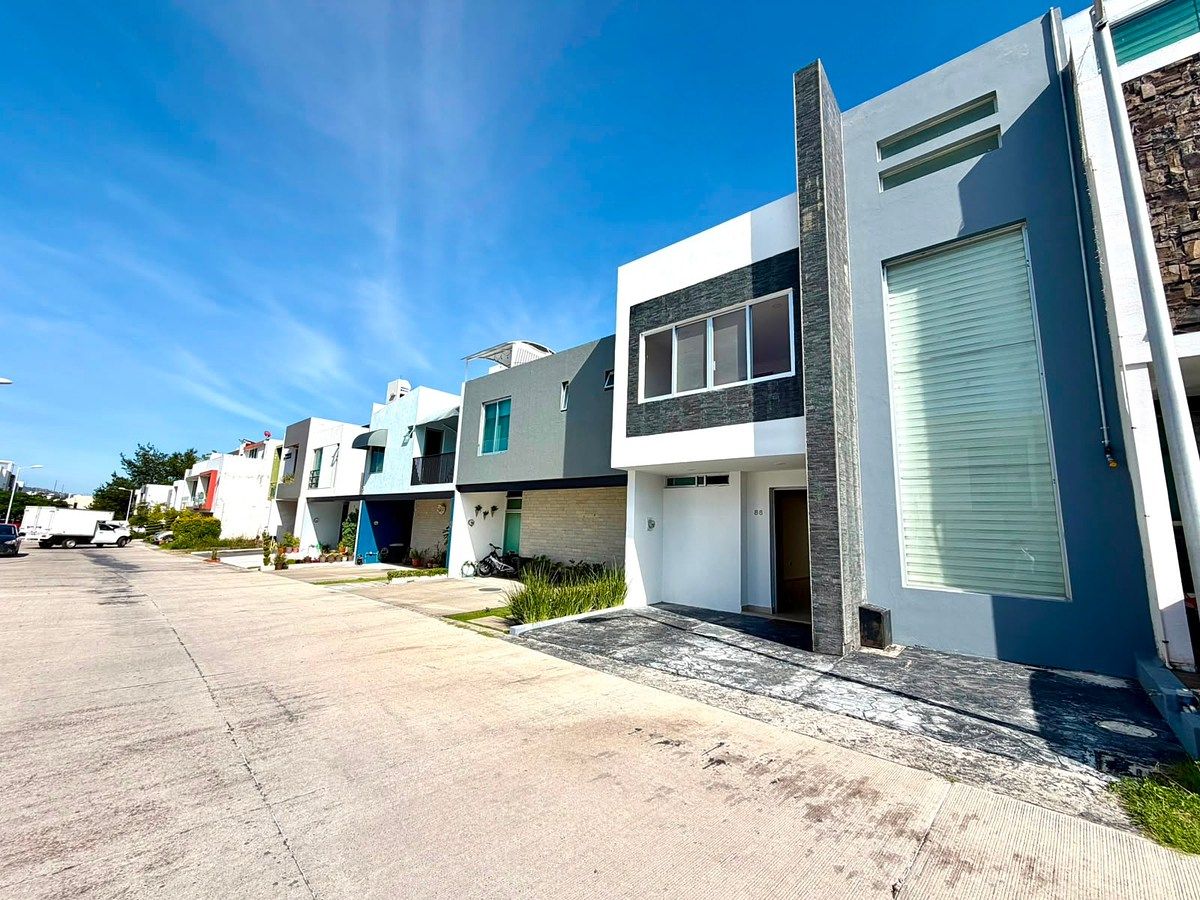 Casa em Valle Imperial, Zapopan, foto 2 de 22