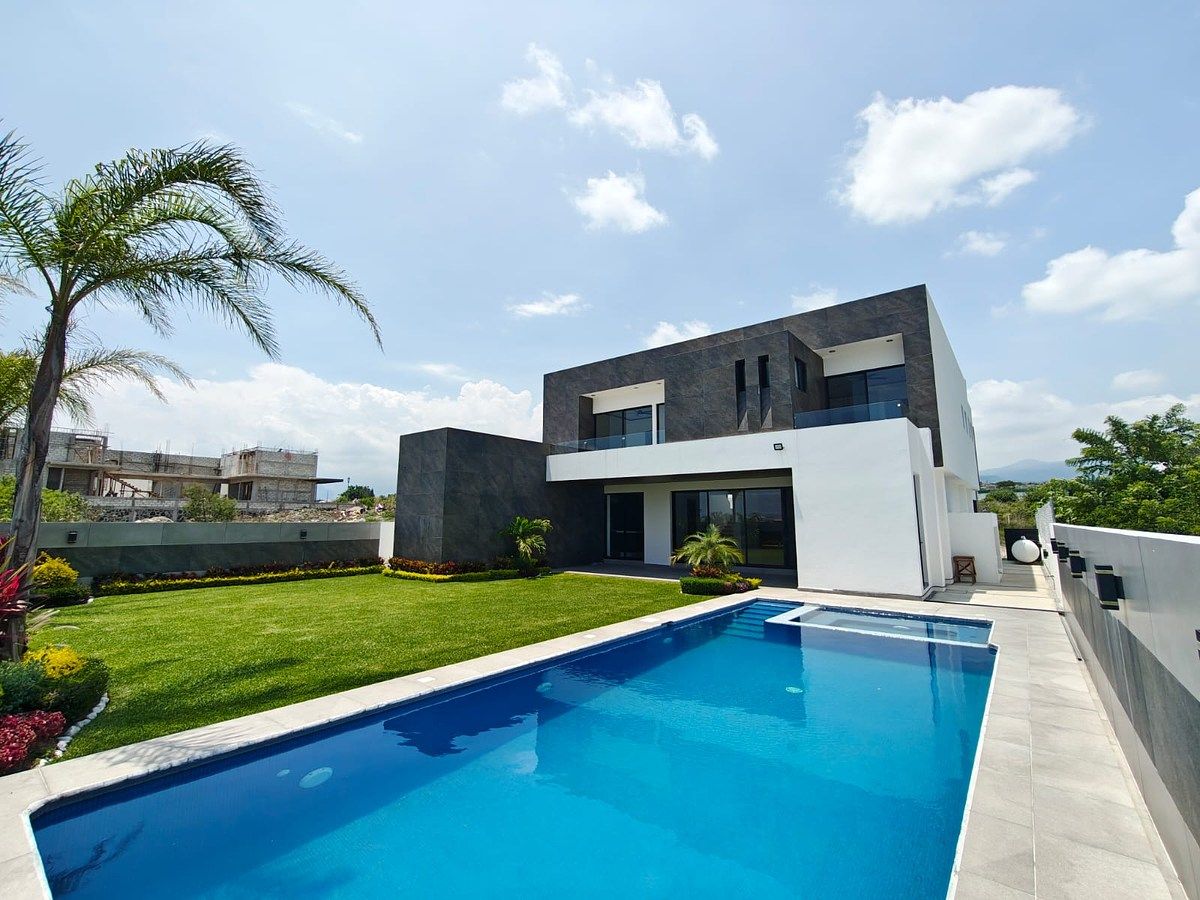 CASA EN VENTA EN LOMAS DE COCOYOC, foto 1 de 22
