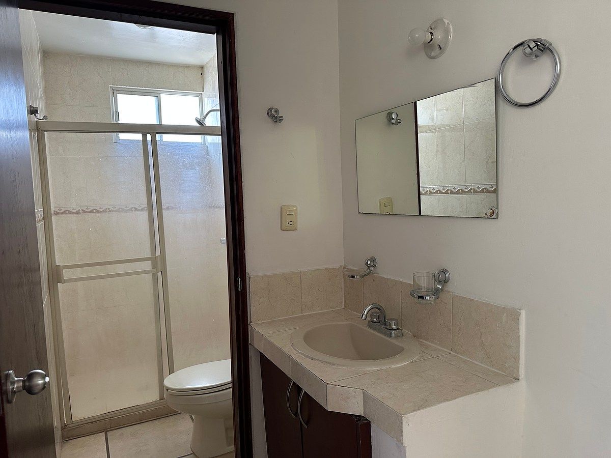 Casa em Los Ángeles Villas, Durango, foto 19 de 34