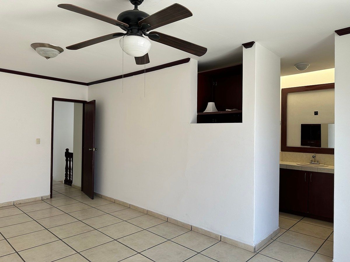 Casa em Los Ángeles Villas, Durango, foto 25 de 34
