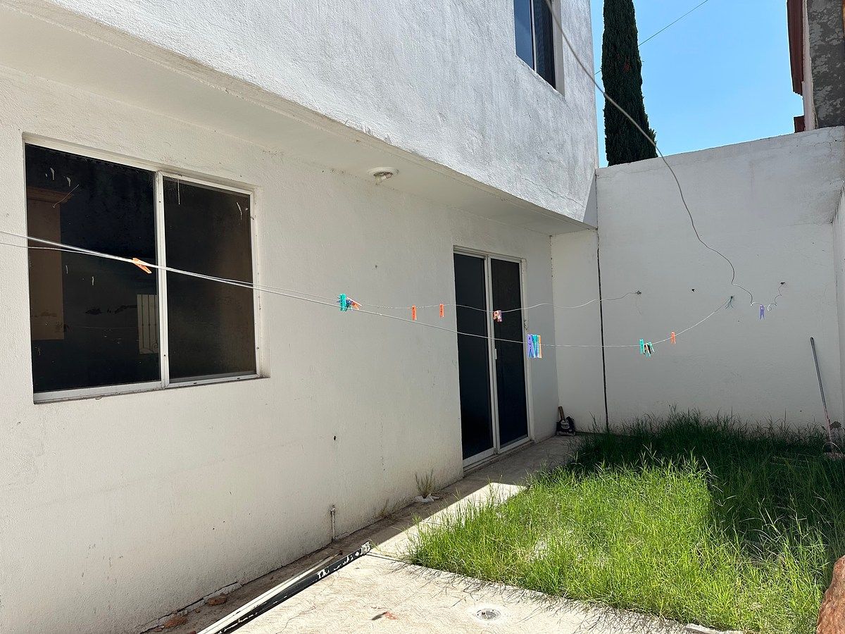 Casa em Los Ángeles Villas, Durango, foto 30 de 34