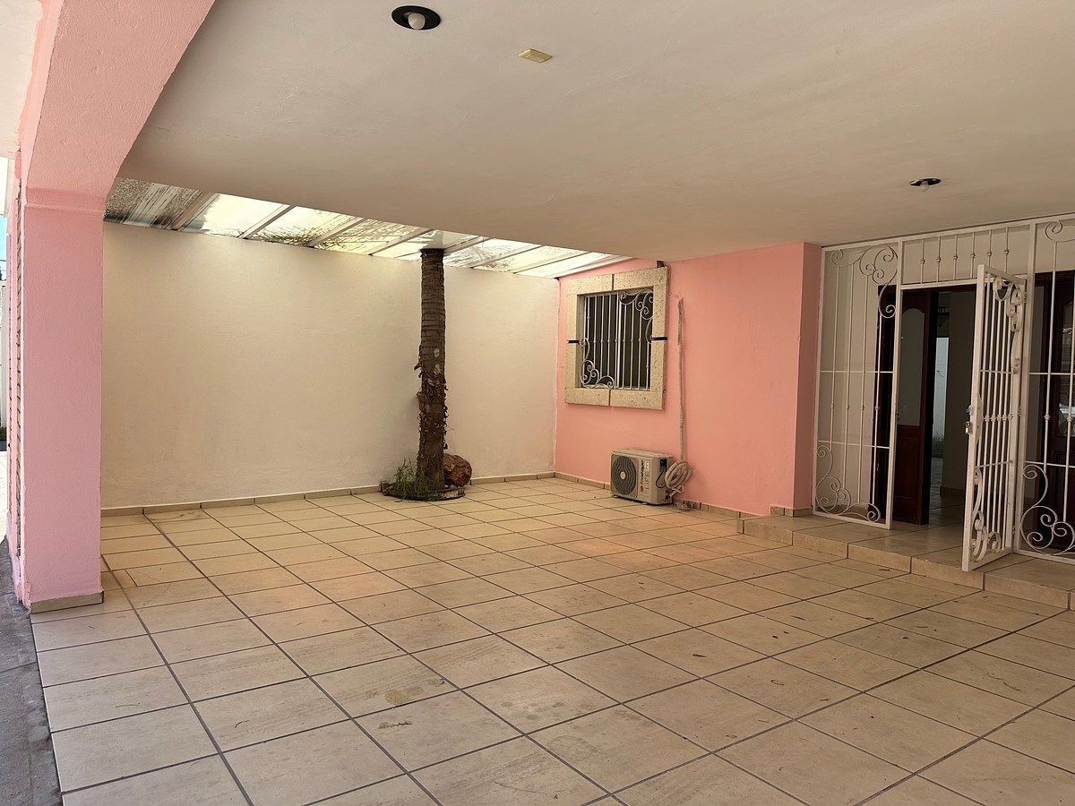 Casa em Los Ángeles Villas, Durango, foto 4 de 34