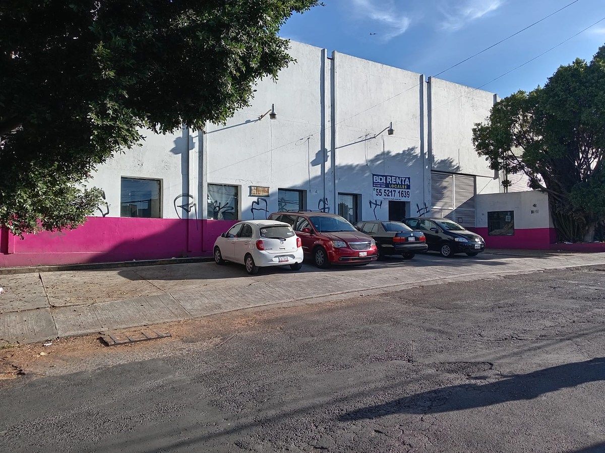 Commercial Storage Unit in Ciudad Adolfo López Mateos, Atizapán de Zaragoza, photo 2 of 10