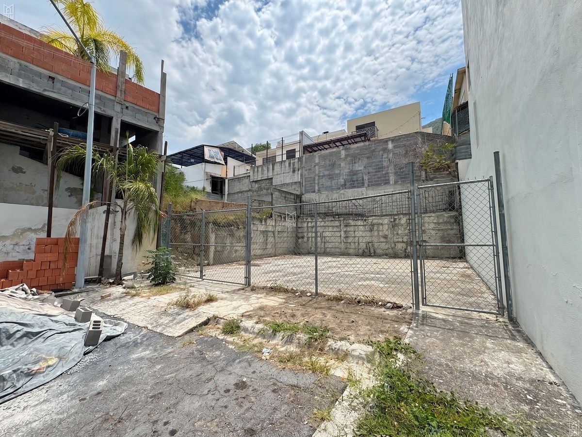 Lot in Ciudad Satélite, Monterrey, photo 3 of 4