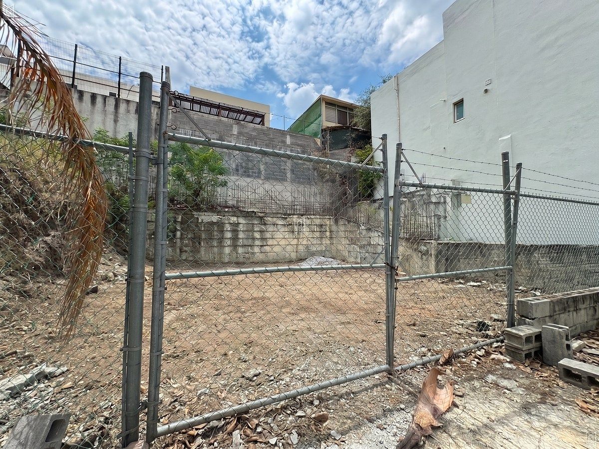0771 - Land for sale in Ciudad Satelite, Monterrey NL, photo 1 of 4