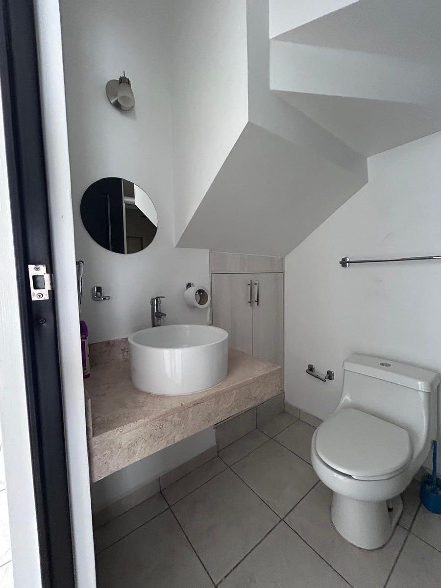 House in Gated Community in Sonterra, Querétaro, photo 9 of 16