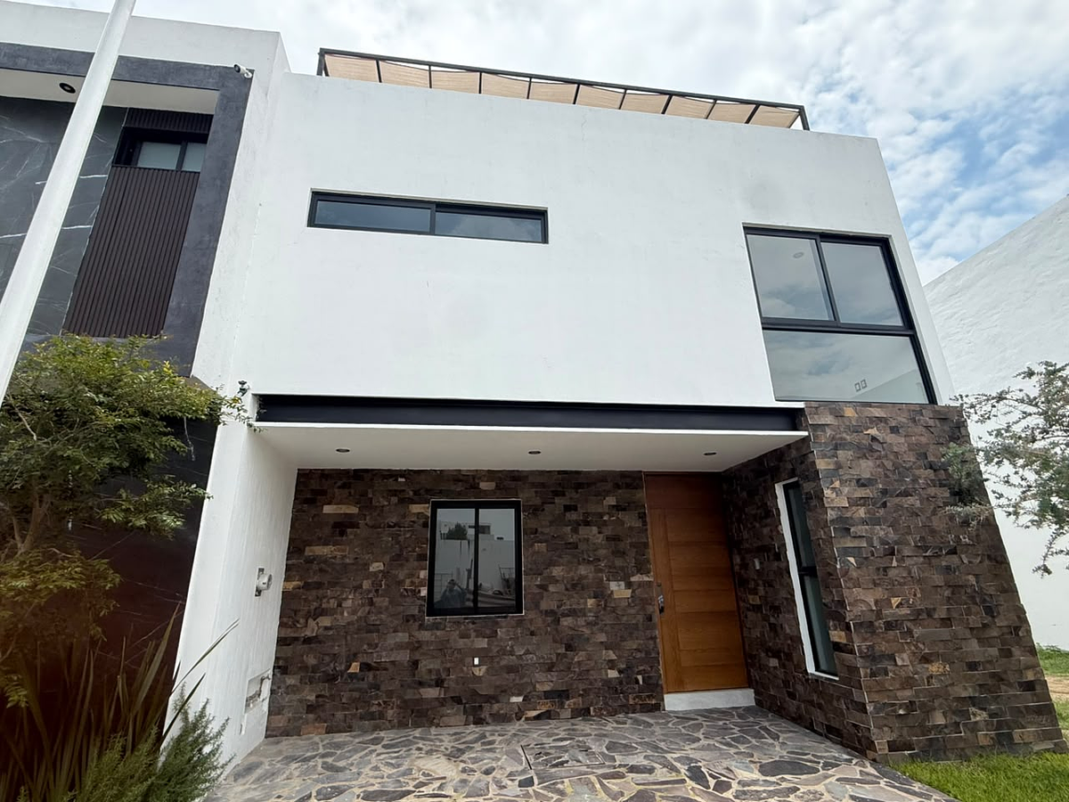 📍 HOUSE FOR SALE IN SOLARES – COTO LARISSA 1 🏡 - GDL, JALISCO, photo 1 of 13